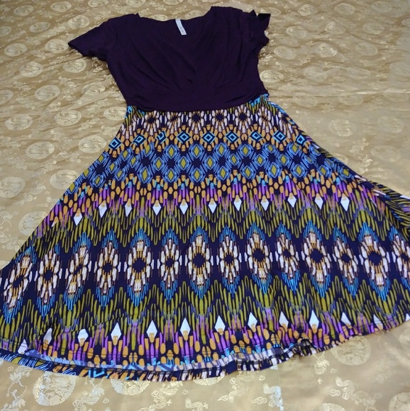 Ladies Dress - Picture 6 of 8